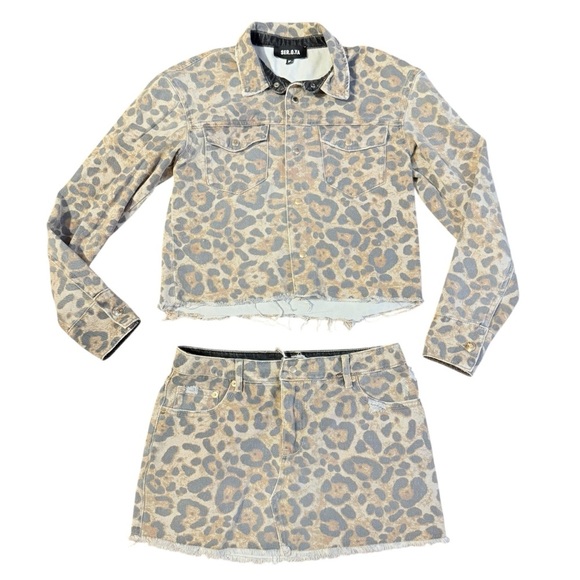 SER.O.YA Cheetah Matching Denim Jacket and Mini Skirt Size Medium - Picture 2 of 6